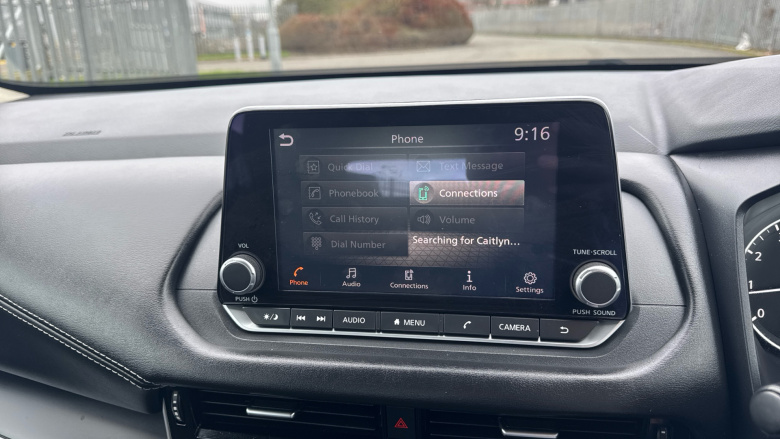 Nissan Qashqai 1.3 DiG-T MH 158 Acenta Premium 5dr Xtronic Petrol Hatchback